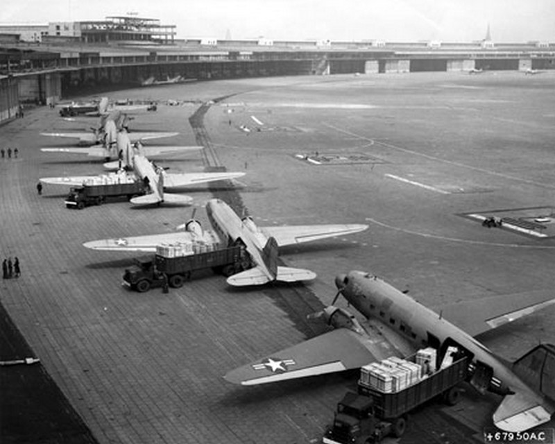 photo10berlin us ac at tempelhof