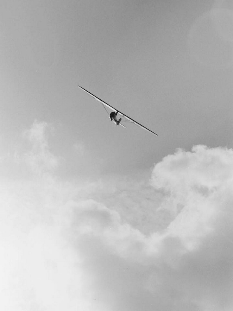 photo5photo by steven dowds 1977 gliding school